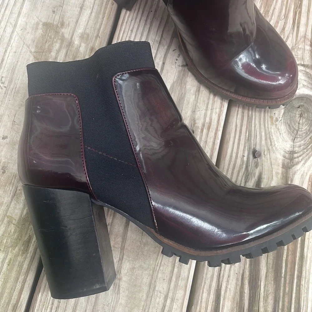 Steve Madden Oxblood Patent Leather Chelsea Ankle Boots Block Heel Women’s SZ 10